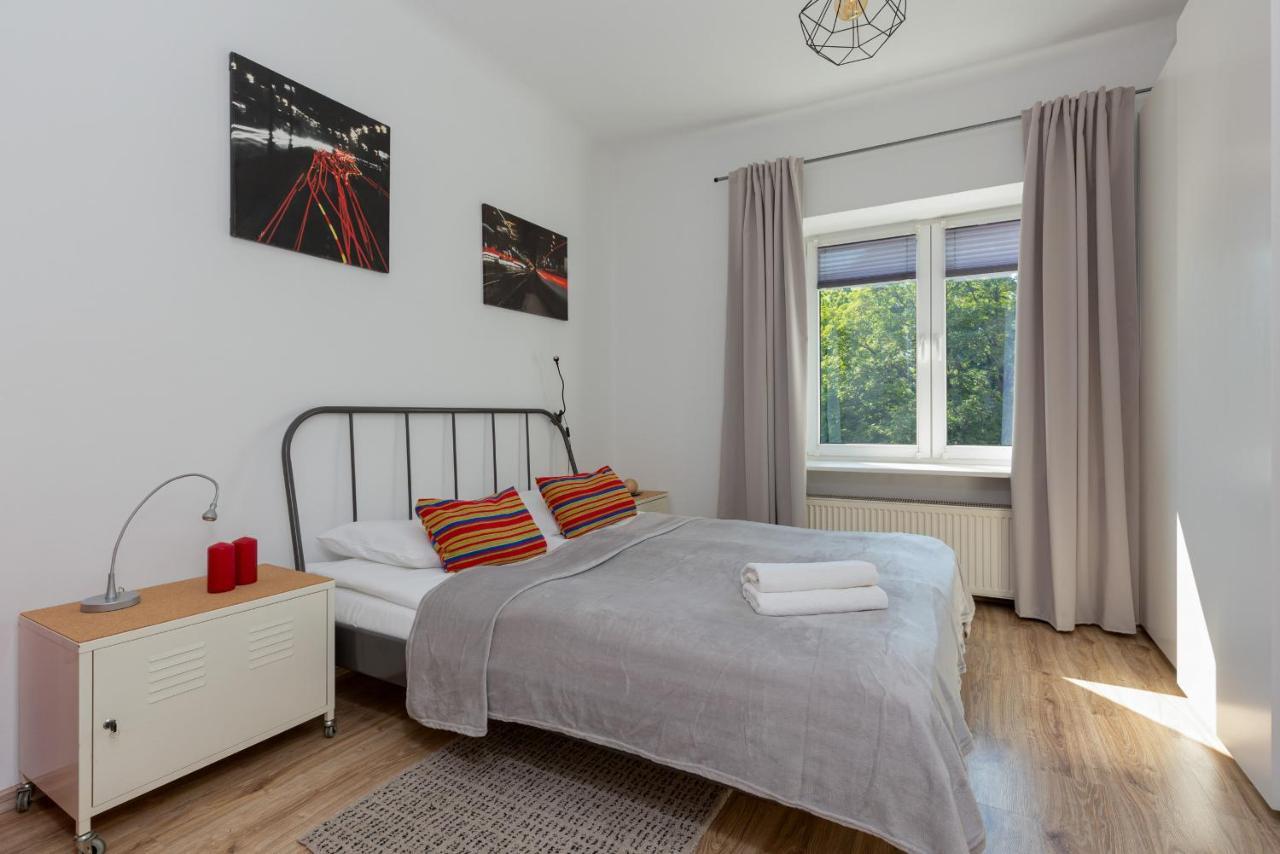 Bialobrzeska By Renters *