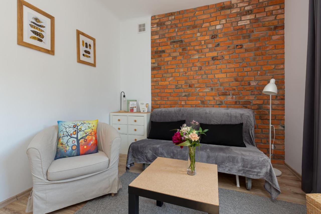 Apartment Bialobrzeska By Renters *